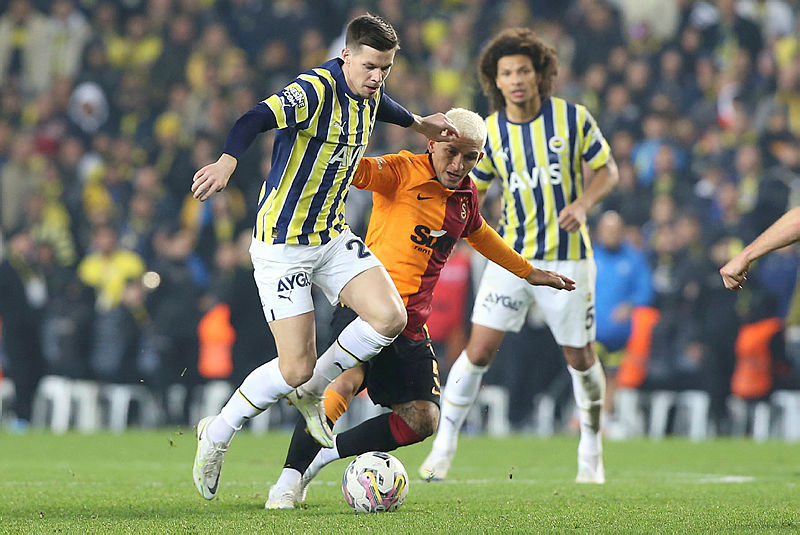 Soi kèo Fenerbahce vs İstanbulspor, 0h00 ngày 25/4 vòng 31 VĐQG Thổ Nhĩ Kỳ