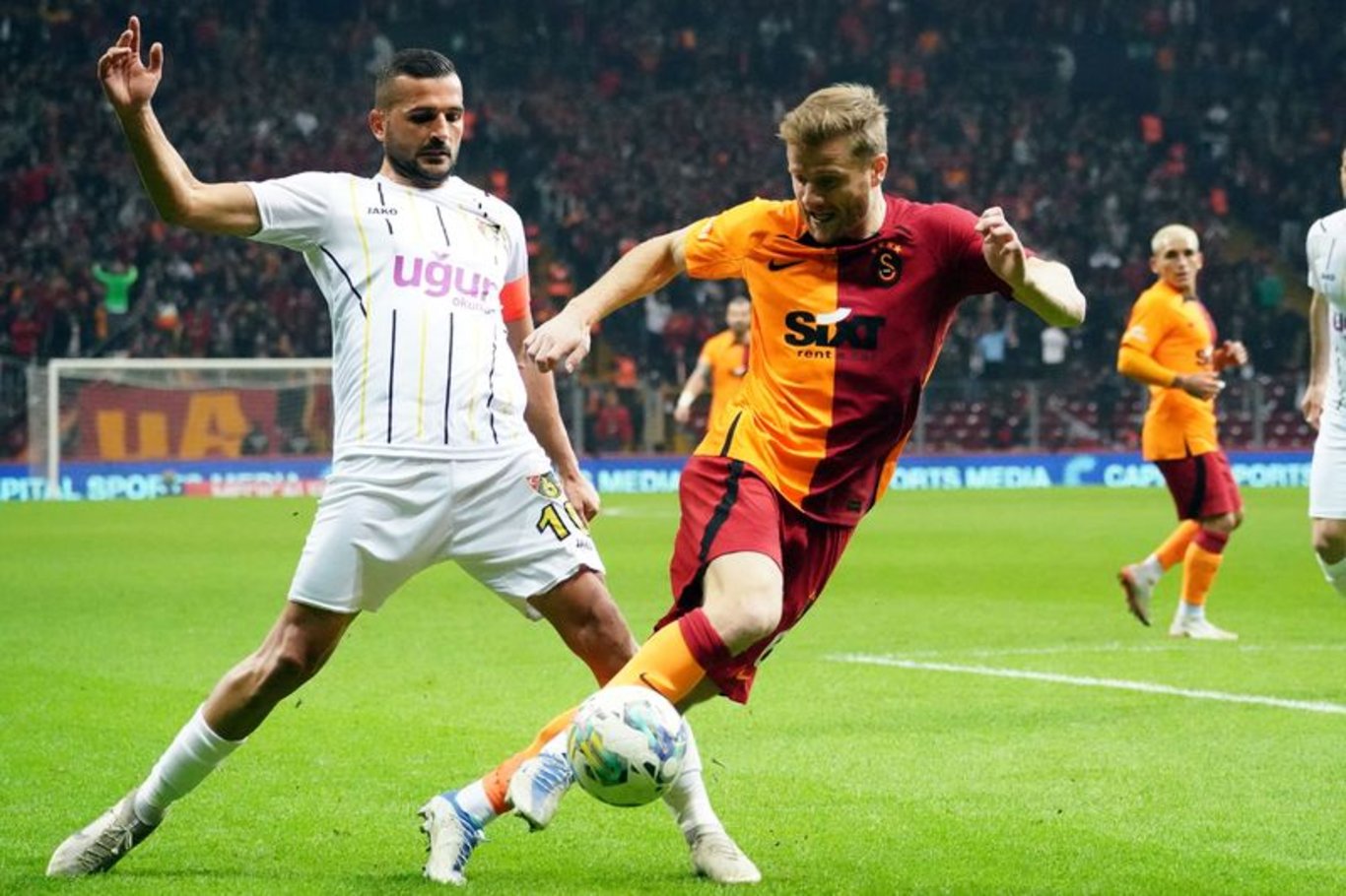 Soi kèo İstanbulspor vs Galatasaray, 0h00 ngày 17/5 vòng 34 VĐQG Thổ Nhĩ Kỳ