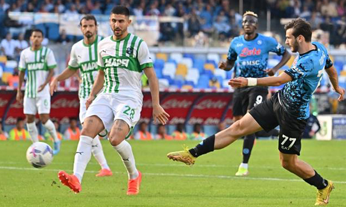 Soi kèo Sassuolo vs Napoli 2h45, 18/2 vòng 23 Serie A